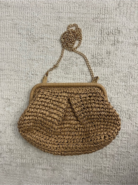 Handbags - Woven Straw Chain-Handle Shoulder Bag in Tan